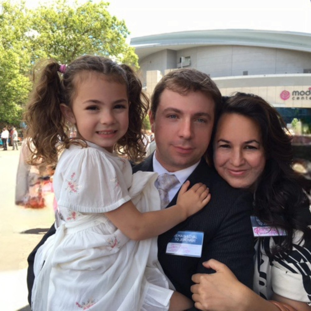 Meet your Posher, Shea